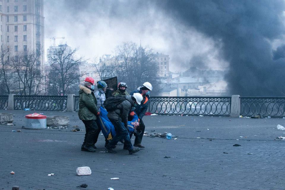 Слезы майдана. Майдан 2014. Кадры с Майдана 2014 года.
