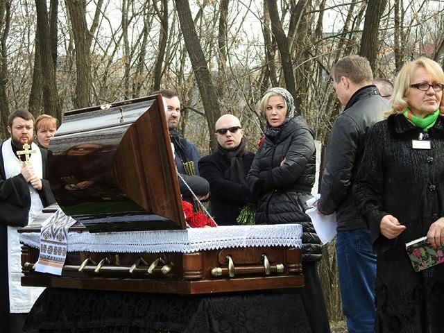 Прощание с денисом. Лебедев Коломна похороны.